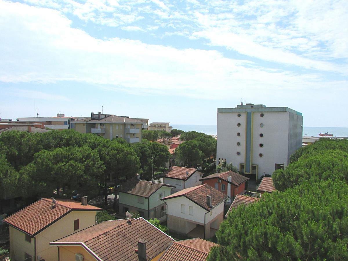 Solarium Apartment Bibione Exterior photo